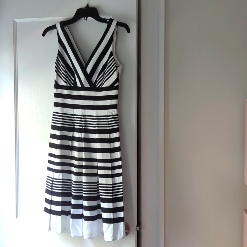WhiteHouse BlackMarket Striped V-neck dress